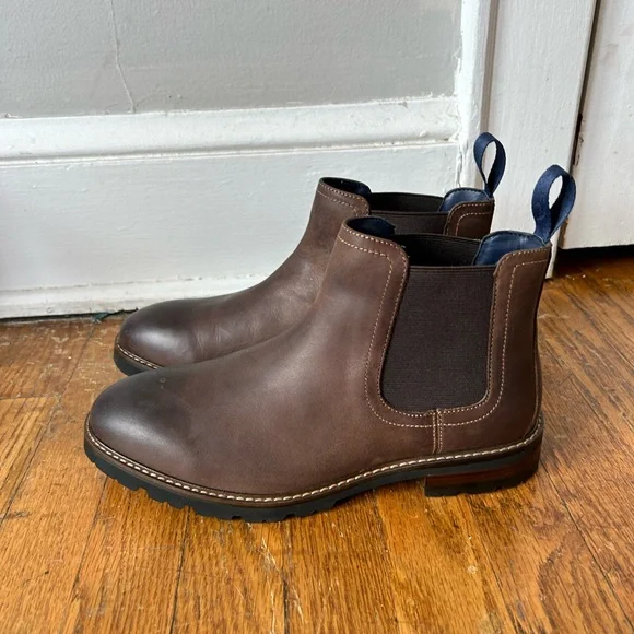 Men’s Florsheim Renegade Chelsea Boot size 8W worn once EUC - Picture 2 of 8